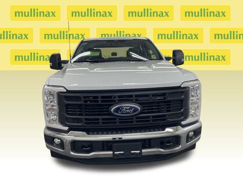 New 2026 Ford F250 XL w/ XL Chrome Package image 14