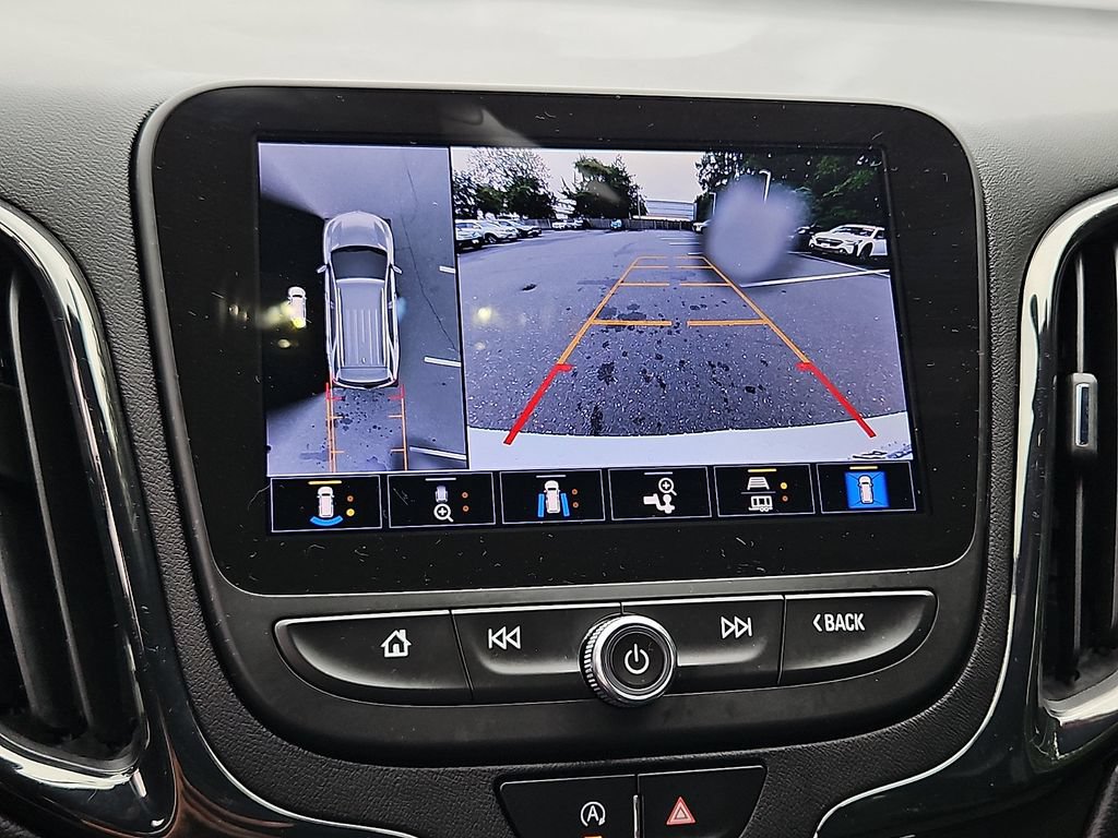 Used 2023 Chevrolet Equinox RS AWD/4WD image 18