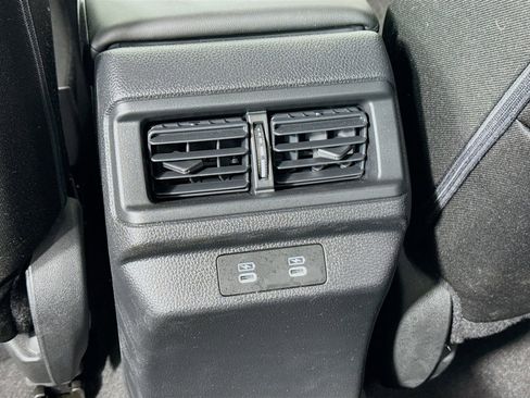 Certified 2025 Honda Accord LX image 19