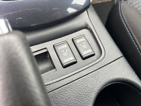 Used 2017 Nissan Sentra SR w/ SR Midnight Edition image 10