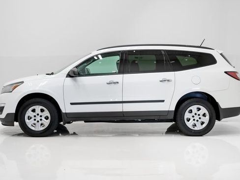 Used 2017 Chevrolet Traverse LS FWD image 28