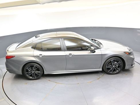 Used 2025 Toyota Camry XSE AWD/4WD image 42