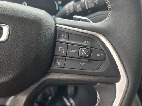Used 2023 Jeep Grand Cherokee 4WD 4xe image 20