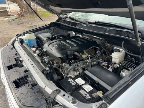 Used 2019 Toyota Tundra SR5 image 37