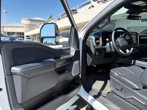 Used 2025 Ford F350 Platinum AWD/4WD image 15