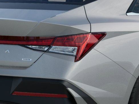 New 2026 Hyundai Elantra Limited FWD image 10