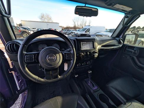 Used 2017 Jeep Wrangler Sahara image 15