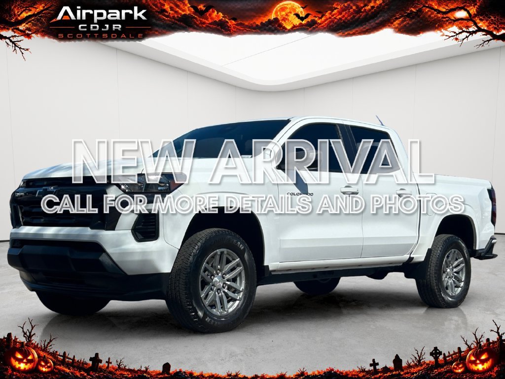 Used 2023 Chevrolet Colorado LT w/ LPO, Pro Essentials Package RWD image 1
