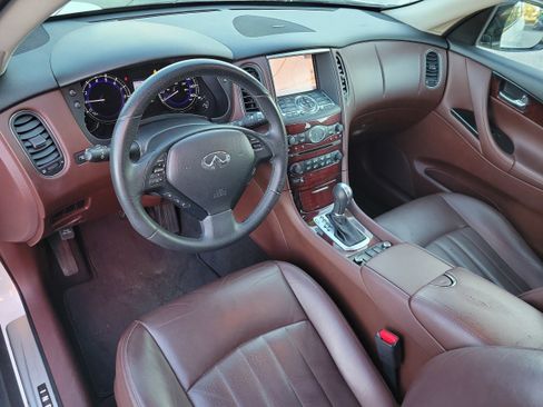 Used 2016 INFINITI QX50 2WD w/ Premium Plus Package image 13