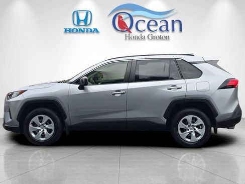 Used 2020 Toyota RAV4 LE image 6