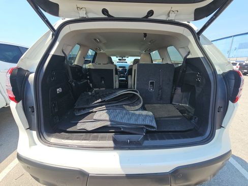 Used 2022 Subaru Ascent Premium w/ Convenience Package AWD/4WD image 16