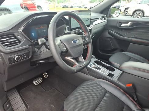 Used 2024 Ford Escape ST-Line w/ Tech Pack #1 FWD image 15