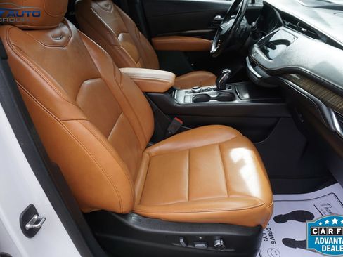 Used 2019 Cadillac XT4 Premium Luxury w/ Technology Package FWD image 25