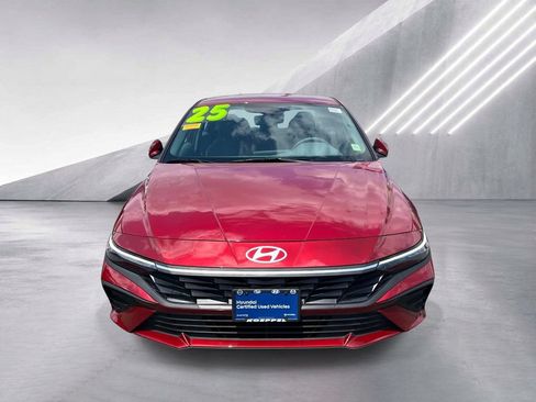 Certified 2025 Hyundai Elantra Hybrid FWD image 2