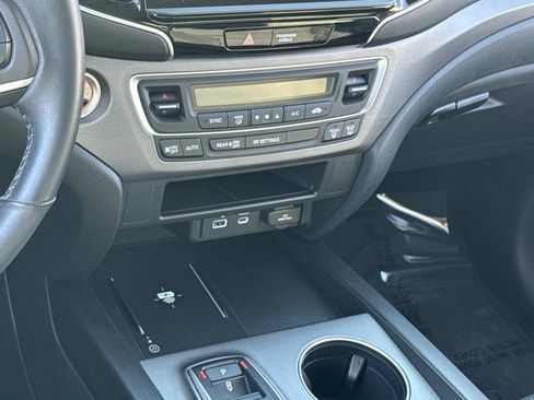 Used 2025 Honda Ridgeline Sport+ image 4