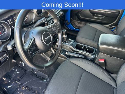 Used 2022 Jeep Gladiator Sport AWD/4WD image 10