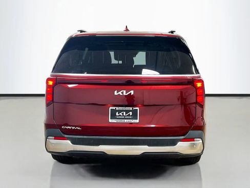 New 2026 Kia Carnival SX image 6