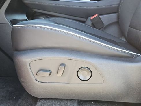 New 2026 Buick Enclave Sport Touring w/ Power Package image 17