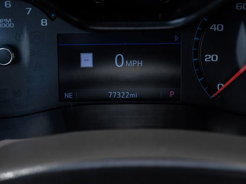 Used 2020 Chevrolet Colorado LT w/ Colorado RST Special Edition RWD image 23