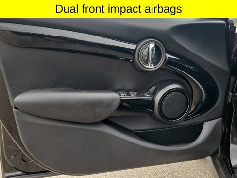 Used 2021 MINI Cooper 4-Door Hardtop FWD image 21