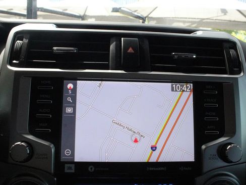 Certified 2020 Toyota 4Runner Limited AWD/4WD image 37
