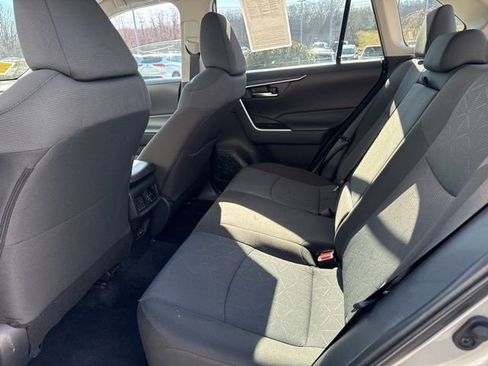 Used 2025 Toyota RAV4 XLE image 25
