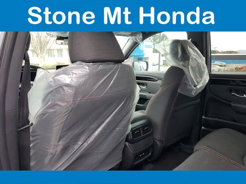 New 2025 Honda Pilot Sport image 10