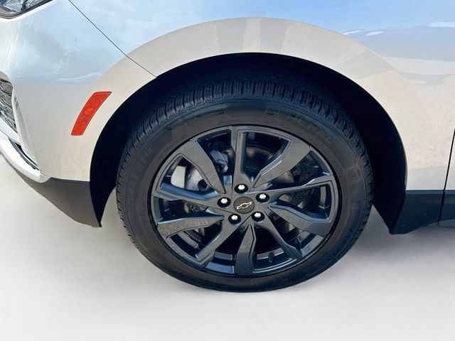 Used 2022 Chevrolet Equinox RS AWD/4WD image 35