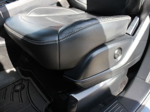 Used 2015 Mercedes-Benz ML 350 4MATIC image 25