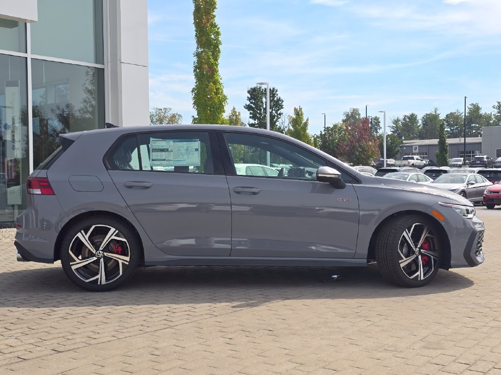 New 2026 Volkswagen GTI SE FWD image 13