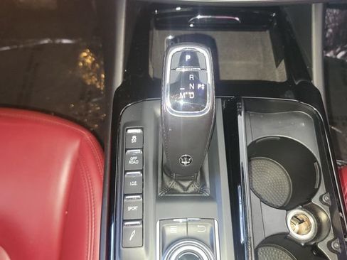 Used 2019 Maserati Levante AWD/4WD image 25