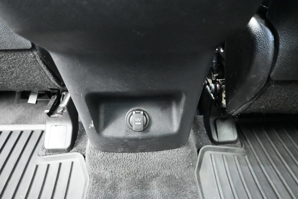 Used 2022 Kia Telluride S AWD/4WD image 15