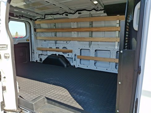 Used 2024 Ford Transit 250 Low Roof w/ Exterior Upgrade Package RWD image 10