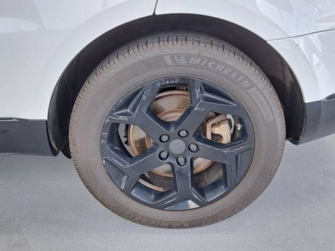 Used 2018 Land Rover Range Rover Sport HSE AWD/4WD image 35