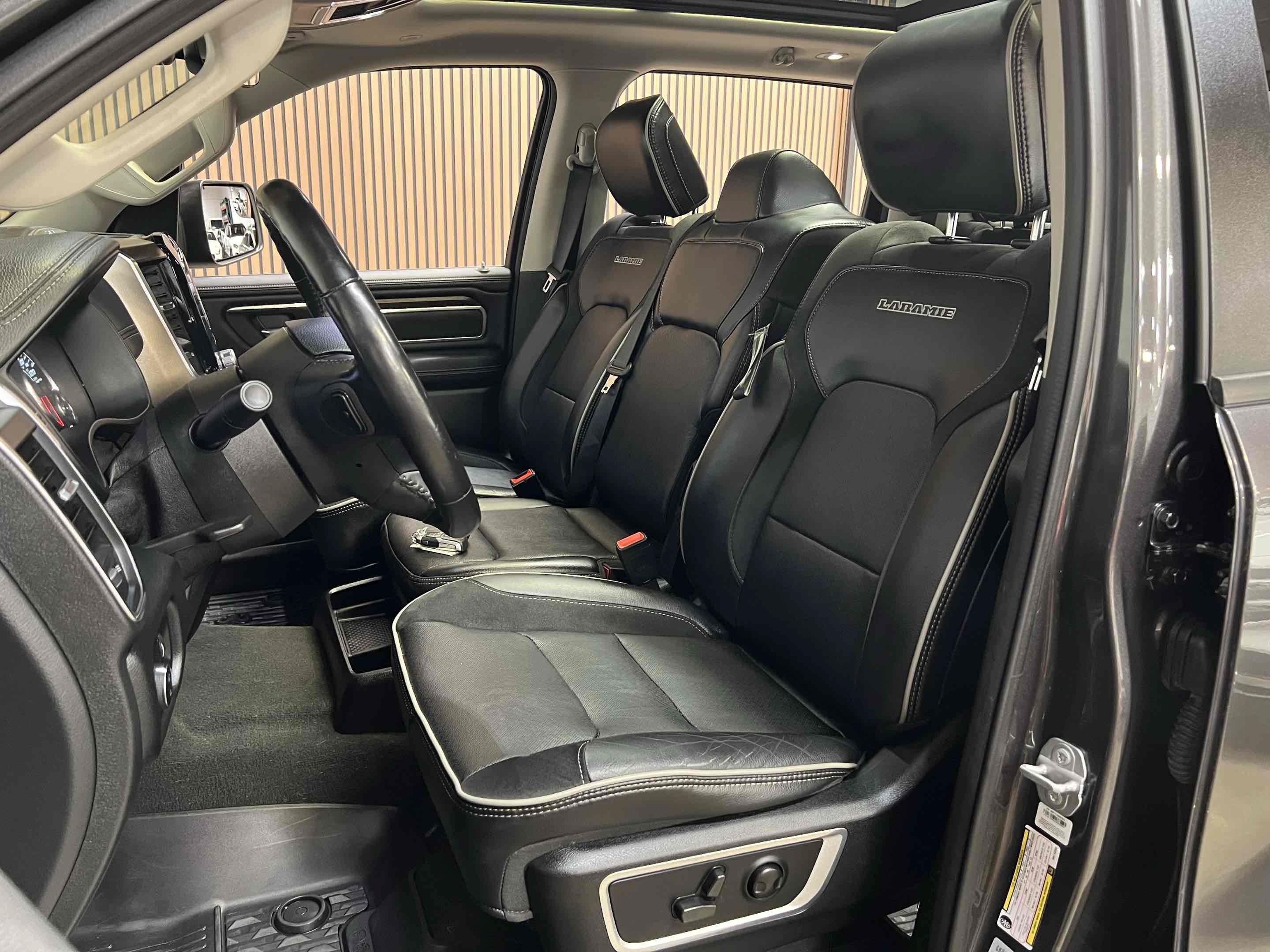 Used 2022 RAM 1500 Laramie RWD image 33