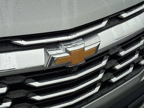 Used 2026 Chevrolet Equinox LT FWD image 28