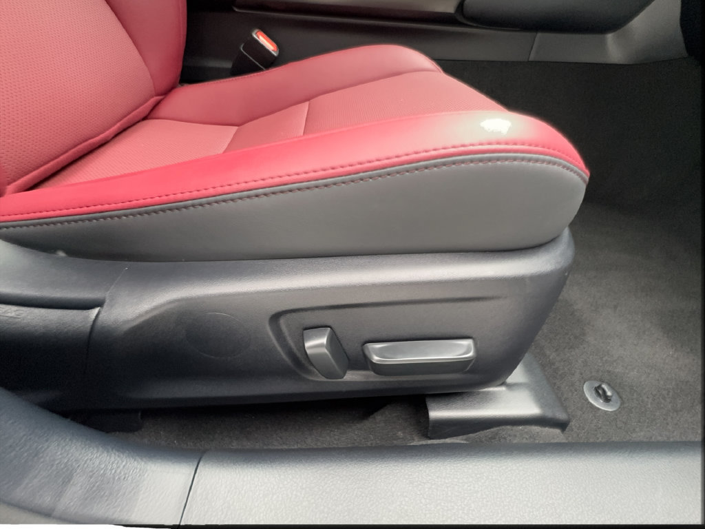 Used 2023 Lexus IS 300 w/ Comfort Package RWD image 34