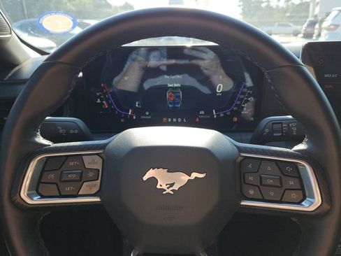 Used 2024 Ford Mustang Coupe RWD image 19