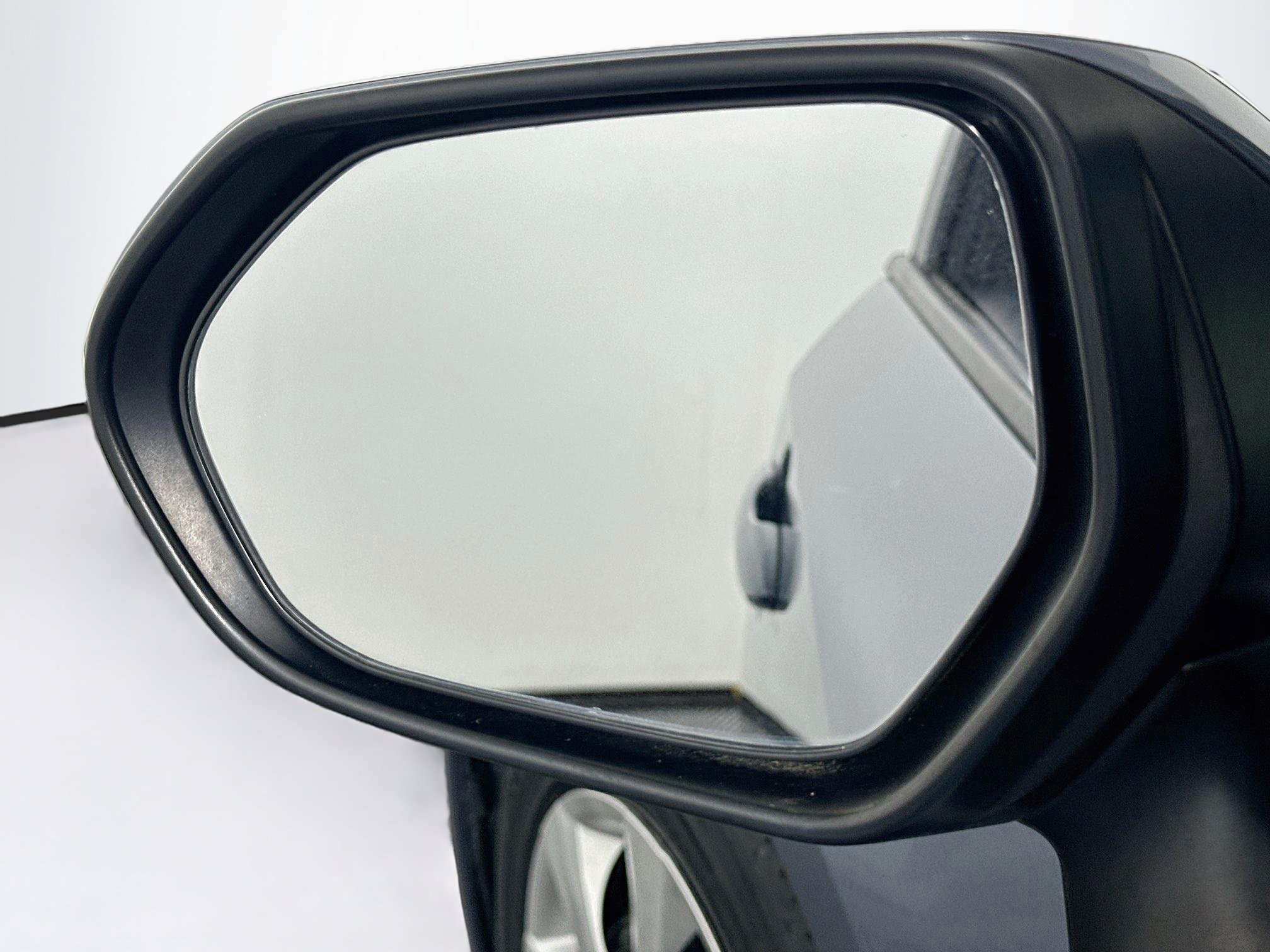 Used 2021 Toyota Corolla LE FWD image 16