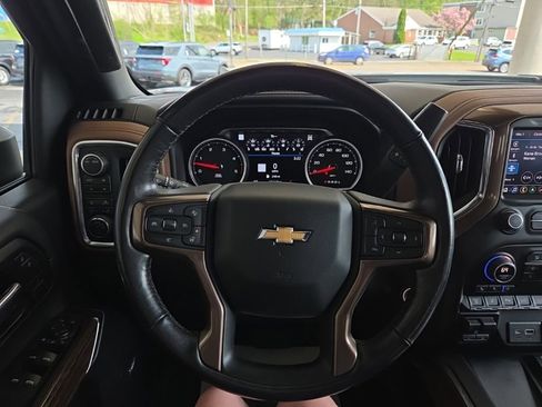 Used 2022 Chevrolet Silverado 3500 High Country w/ Safety Package II AWD/4WD image 20