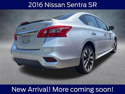 Used 2016 Nissan Sentra SR w/ Driver's Assist Package FWD image 4