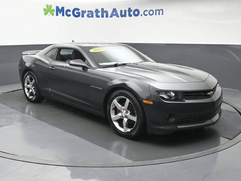 Used 2015 Chevrolet Camaro LT RWD image 2