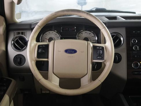 Used 2014 Ford Expedition EL XLT w/ Equipment Group 202A AWD/4WD image 14