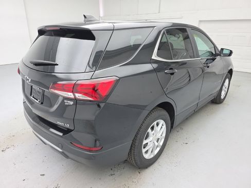 Used 2023 Chevrolet Equinox LT AWD/4WD image 12