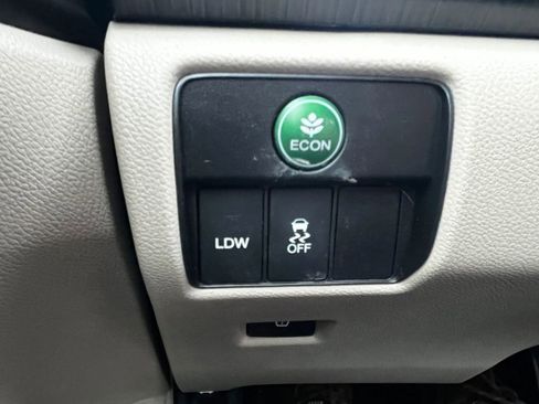 Used 2013 Honda Accord EX-L image 22