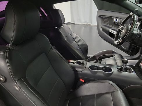 Used 2015 Ford Mustang GT Premium RWD image 27