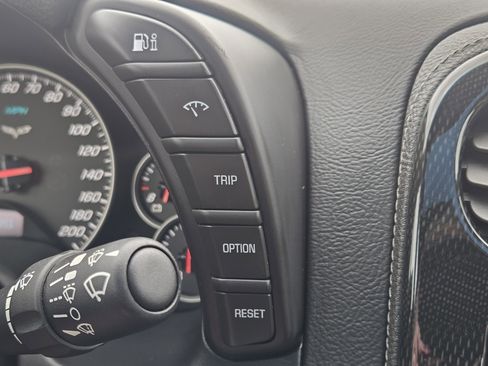 Used 2008 Chevrolet Corvette Coupe w/ Preferred Equipment Group image 19