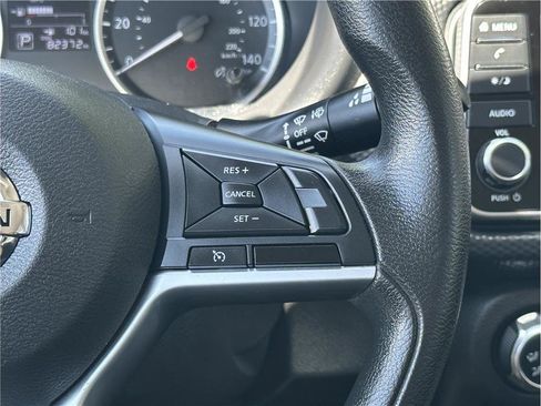 Used 2021 Nissan Kicks S FWD image 21
