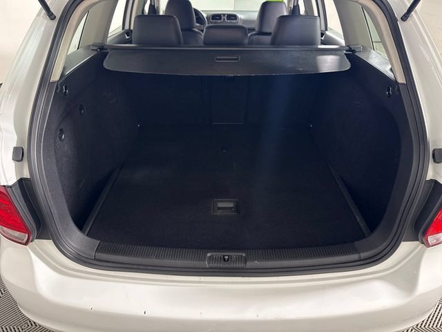 Used 2014 Volkswagen Jetta SE FWD image 40