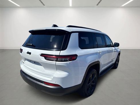 Used 2023 Jeep Grand Cherokee L Laredo AWD/4WD image 6